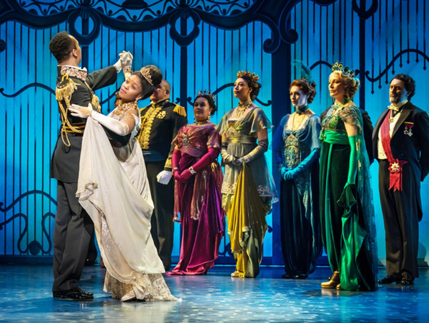 Photos: First Look at the Cast of MY FAIR LADY at the London Coliseum  Image