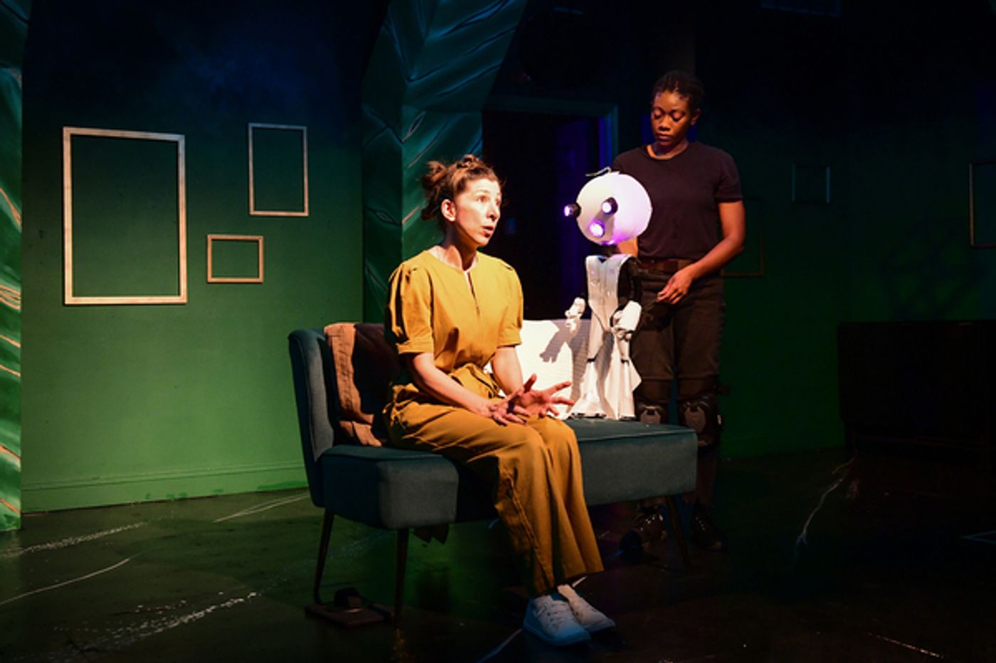 Photos: First Look at the Chicago Premiere of AFTER THE BLAST at Broken Nose Theatre  Image