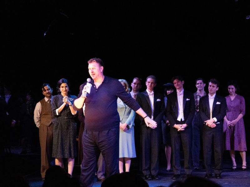 Photos & Video: See Barry Manilow, Bruce Sussman & Warren Carlyle at Curtain Call for the Final Performance of HARMONY — photo 3 of 3