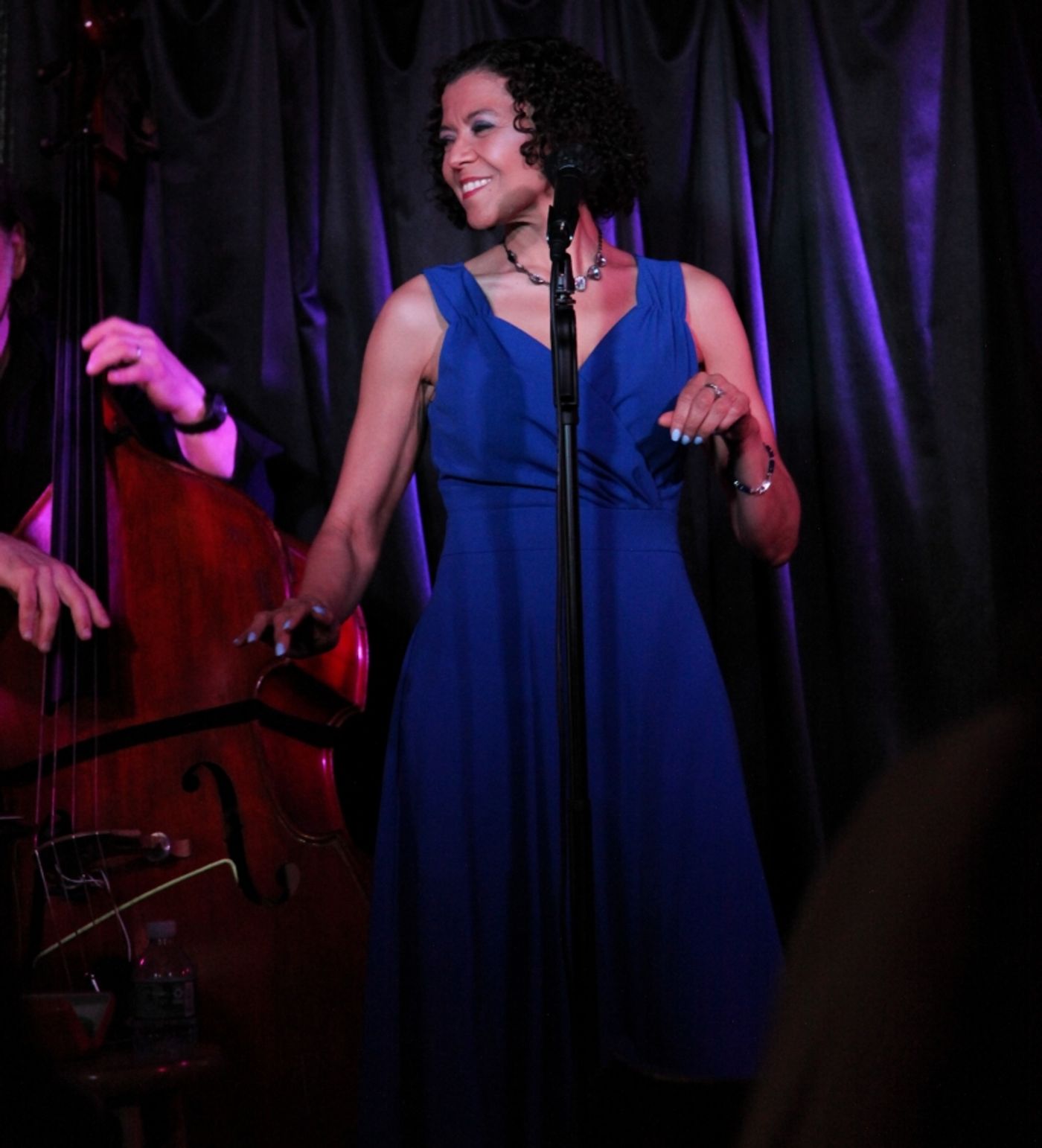 Review: Leslee Warren Performs Eye-Opening ME MYSELF & EYE: SONGS FROM A NEARSIGHTED GIRL at Pangea Review: Leslee Warren Performs Eye-Opening ME MYSELF & EYE: SONGS FROM A NEARSIGHTED GIRL at Pangea Image