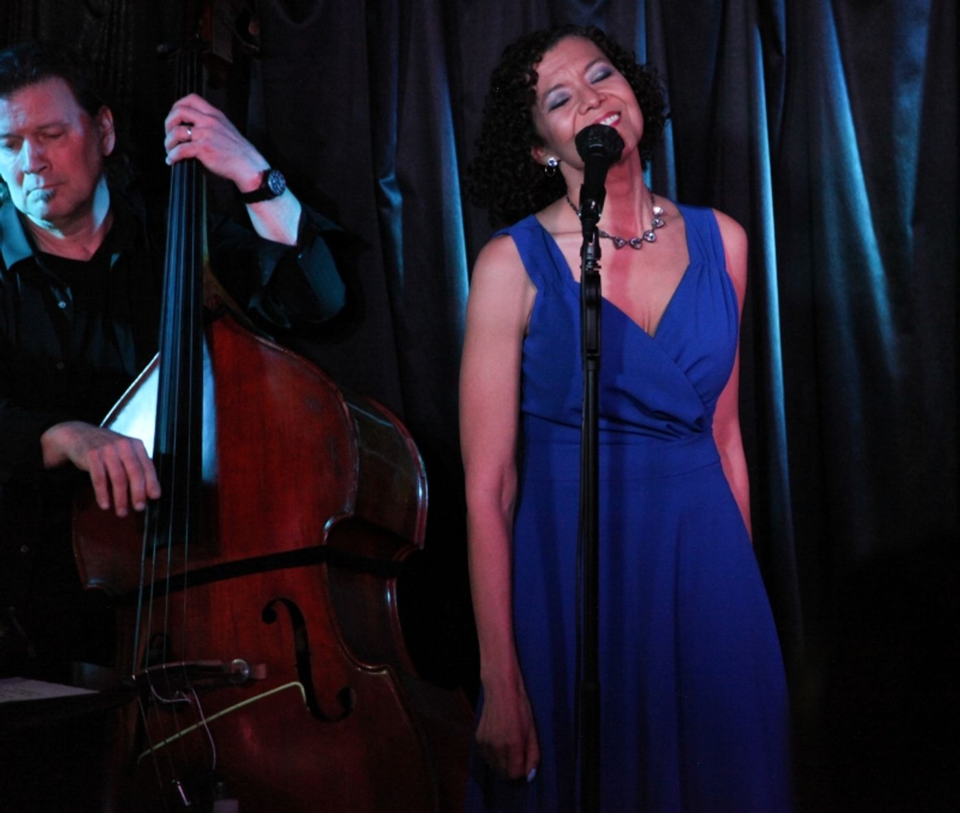 Review: Leslee Warren Performs Eye-Opening ME MYSELF & EYE: SONGS FROM A NEARSIGHTED GIRL at Pangea Review: Leslee Warren Performs Eye-Opening ME MYSELF & EYE: SONGS FROM A NEARSIGHTED GIRL at Pangea Image