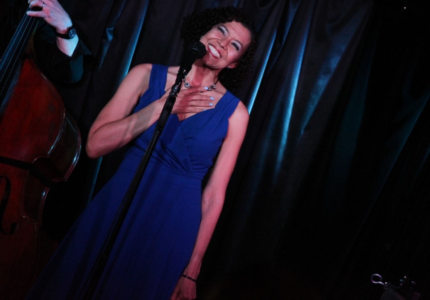 Review: Leslee Warren Performs Eye-Opening ME MYSELF & EYE: SONGS FROM A NEARSIGHTED GIRL at Pangea Review: Leslee Warren Performs Eye-Opening ME MYSELF & EYE: SONGS FROM A NEARSIGHTED GIRL at Pangea Image