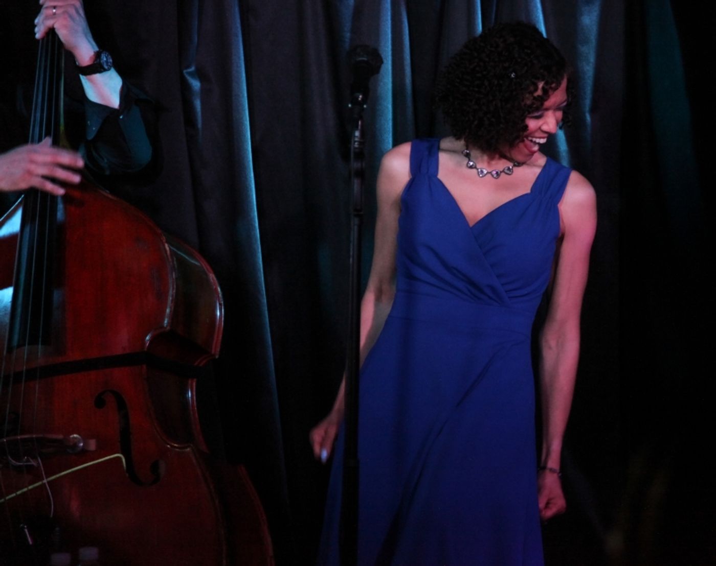 Review: Leslee Warren Performs Eye-Opening ME MYSELF & EYE: SONGS FROM A NEARSIGHTED GIRL at Pangea Review: Leslee Warren Performs Eye-Opening ME MYSELF & EYE: SONGS FROM A NEARSIGHTED GIRL at Pangea Image