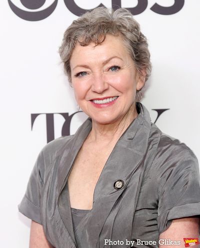 Julie White  Photo