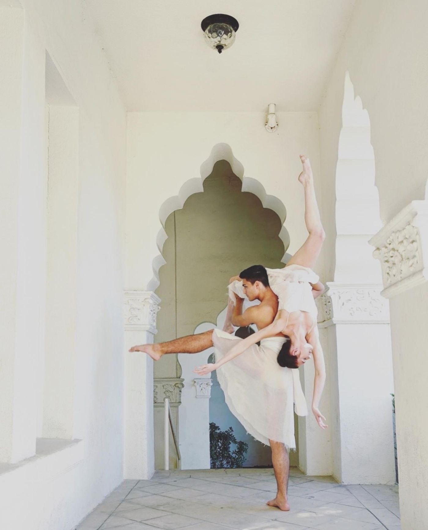 Review: THE BRAND ASSOCIATES DANCE SERIES SHOWCASES THE CAPTIVATING NICKERSON-ROSSI DANCE at The Glendale Brand Library  Image