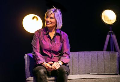 Captain Sandy Live  Photo