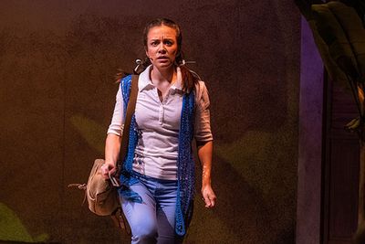 Gabriela Moscoso plays Reina i Photo