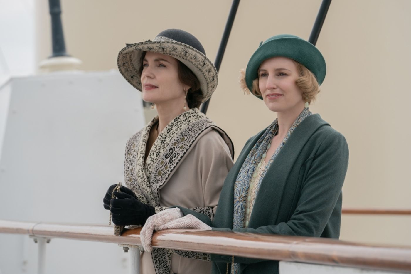 Interview: Elizabeth McGovern on the Theatricality of DOWNTON ABBEY  Image
