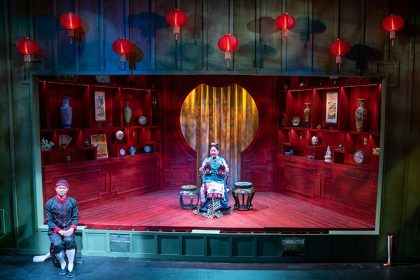 Photos: First Look at the Chicago Premiere of THE CHINESE LADY at Theater Wit Photos: First Look at the Chicago Premiere of THE CHINESE LADY at Theater Wit Image