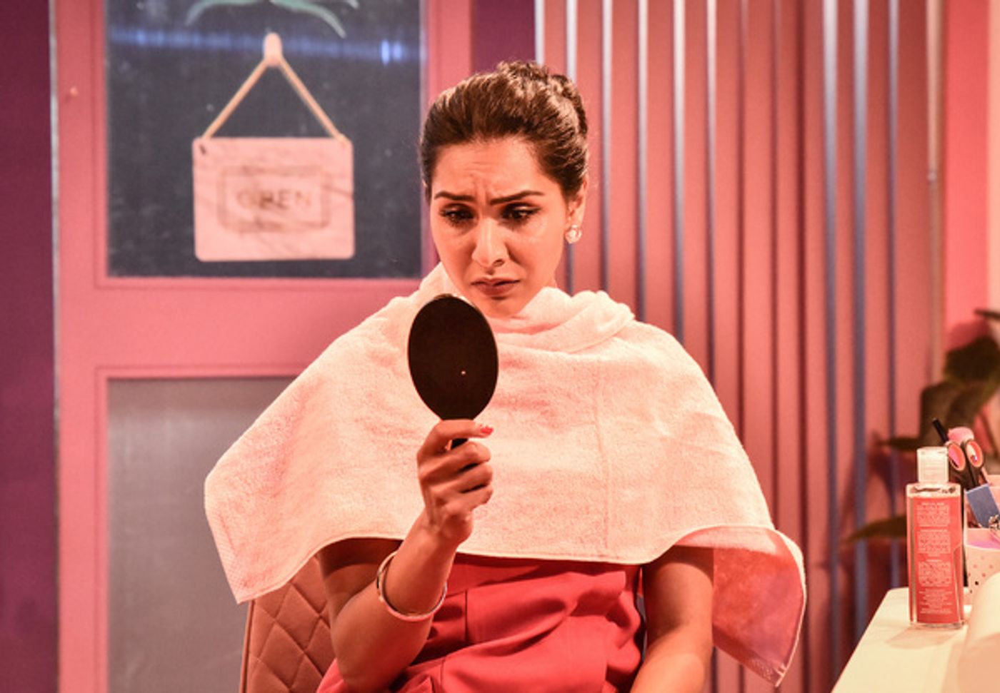 Photos: First Look at Hampstead Theatre's LOTUS BEAUTY  Image