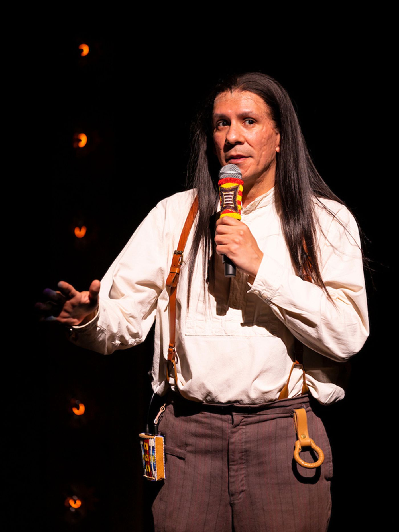 Photos: First Look at BETWEEN TWO KNEES at Yale Rep  Image