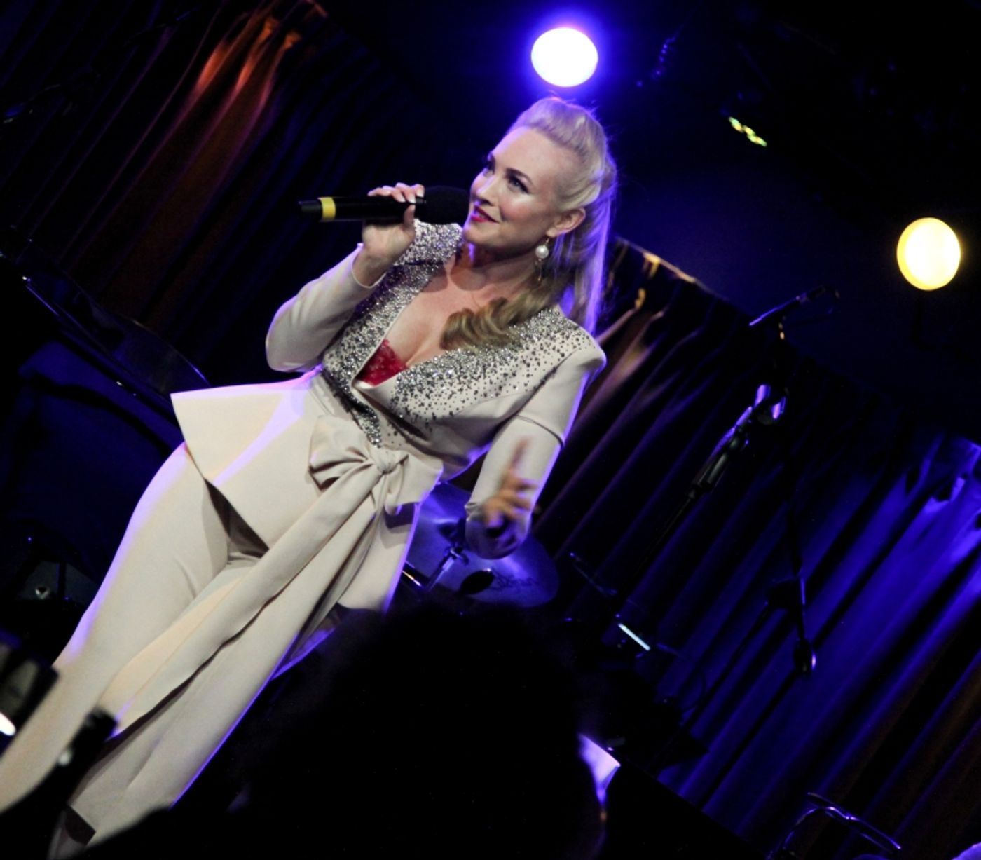 Review: Brandi Burkhardt Is A Wonder In FINDING WONDERLAND at The Green Room 42  Image