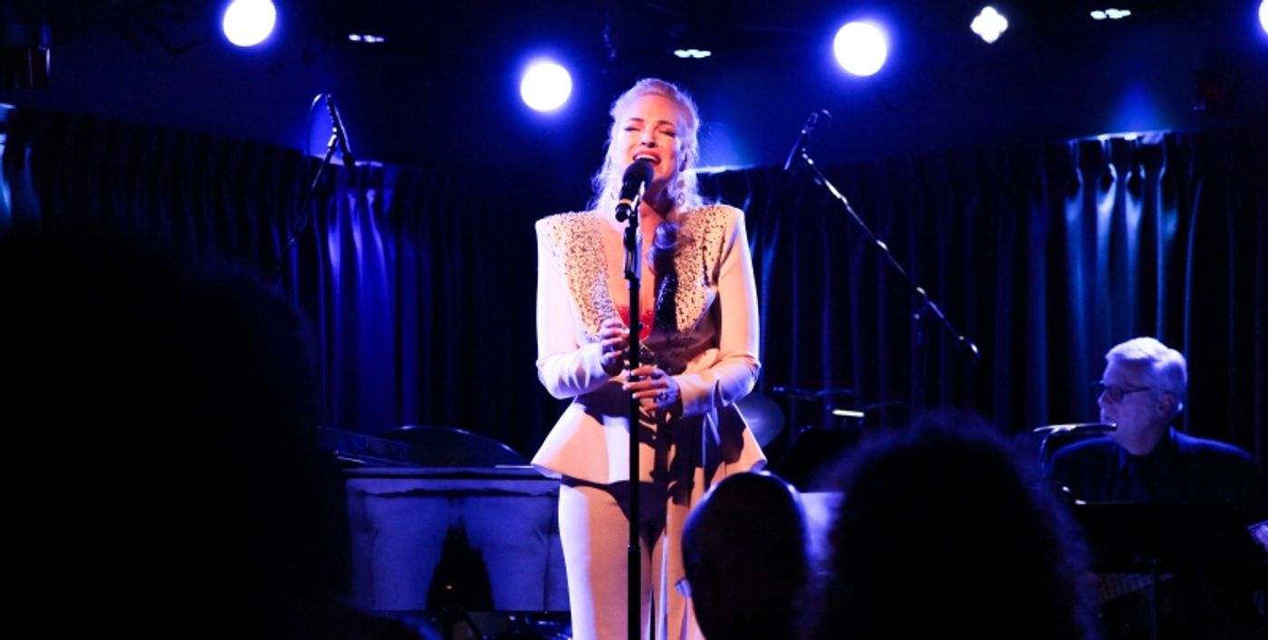 Review: Brandi Burkhardt Is A Wonder In FINDING WONDERLAND at The Green Room 42  Image