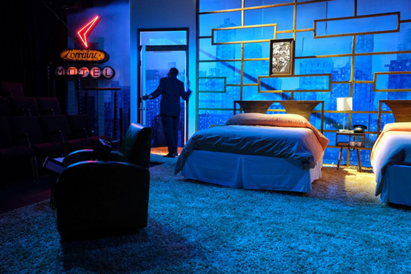 Photos: First Look At THE MOUNTAINTOP At Tipping Point Theatre Photos: First Look At THE MOUNTAINTOP At Tipping Point Theatre Image