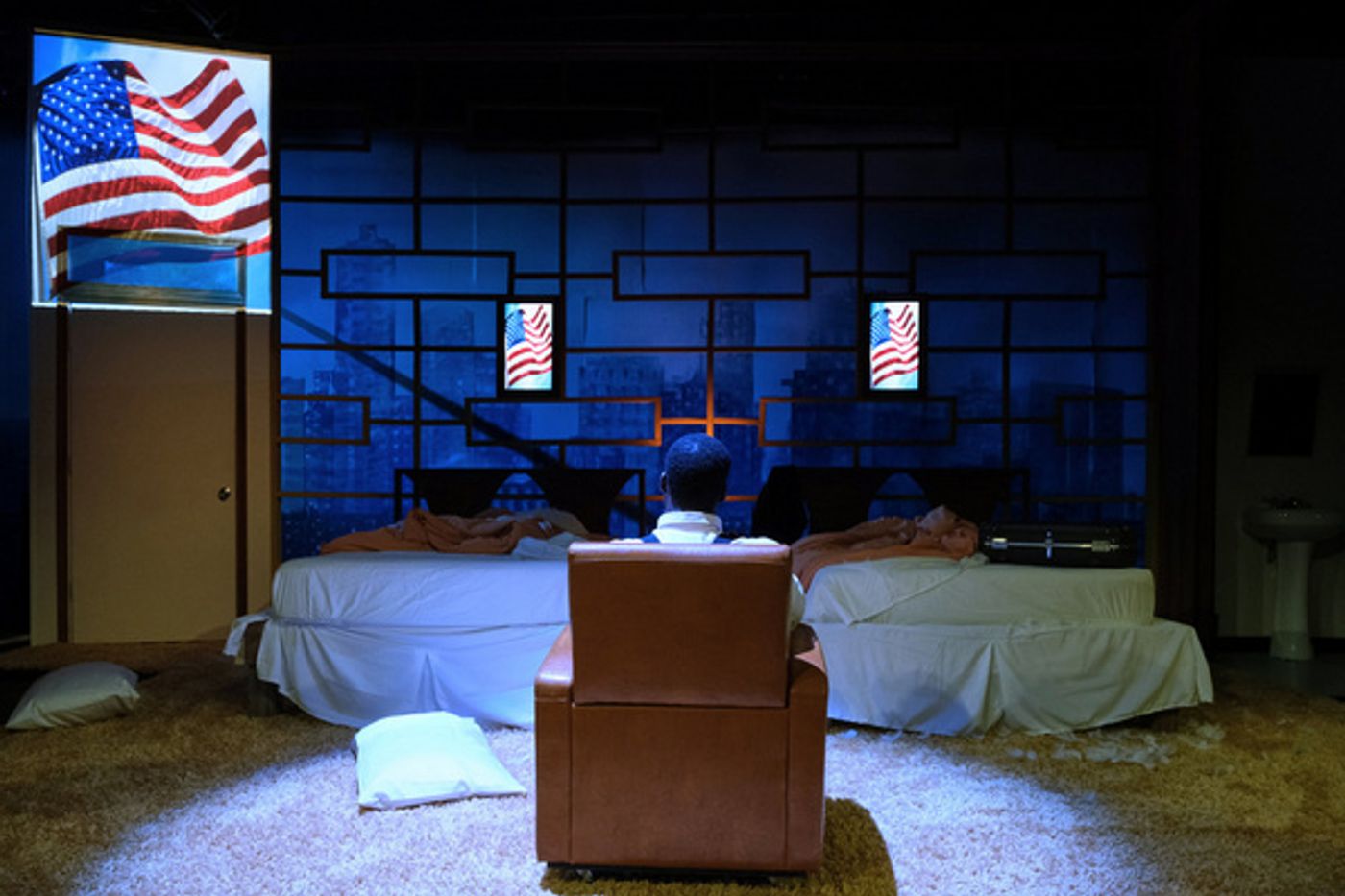 Photos: First Look At THE MOUNTAINTOP At Tipping Point Theatre Photos: First Look At THE MOUNTAINTOP At Tipping Point Theatre Image