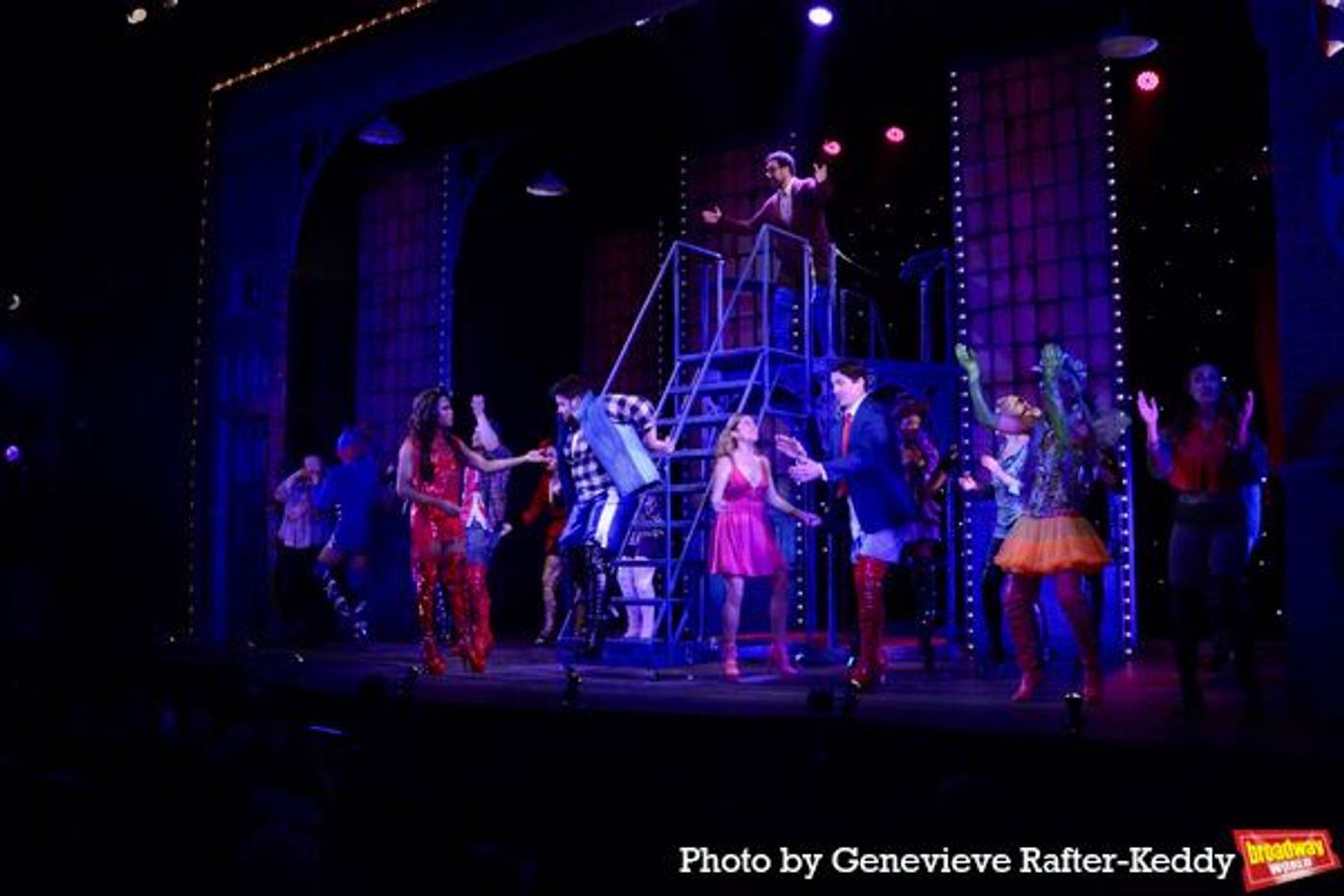 Photos: The Cast of KINKY BOOTS Takes Curtain Call Bows  Image