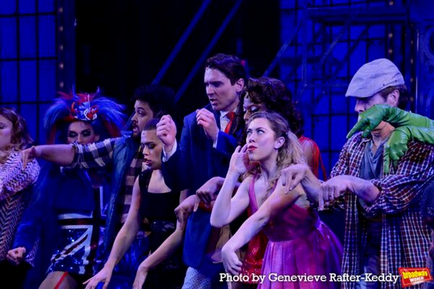 Photos: The Cast of KINKY BOOTS Takes Curtain Call Bows  Image