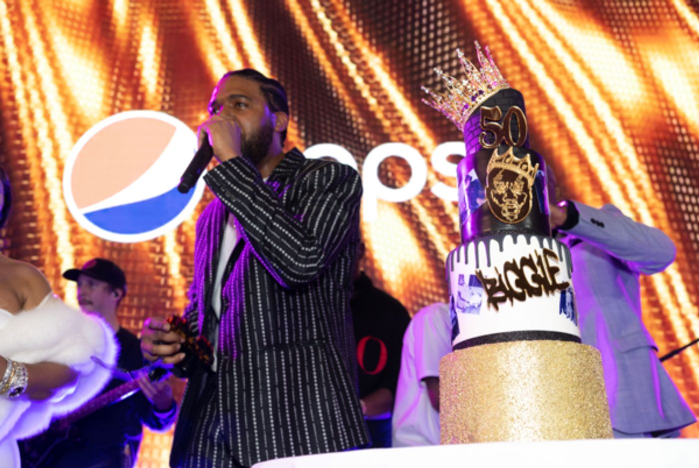 Photos: Inside Look at The 2nd Annual Biggie Dinner Gala Photos: Inside Look at The 2nd Annual Biggie Dinner Gala Image