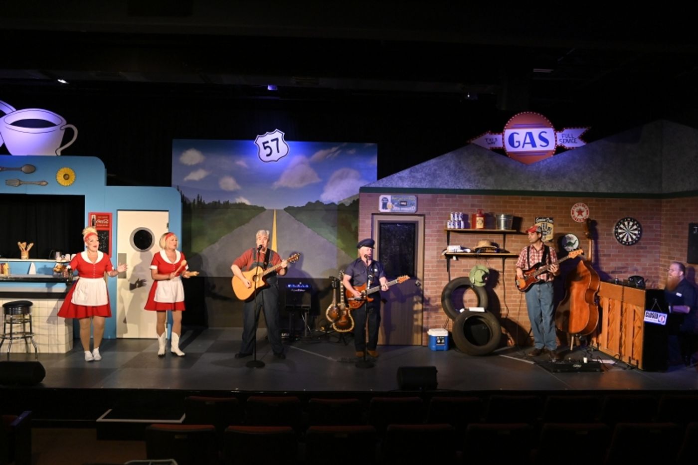 Review: PUMP BOYS AND DINETTES at The Winter Park Playhouse  Image