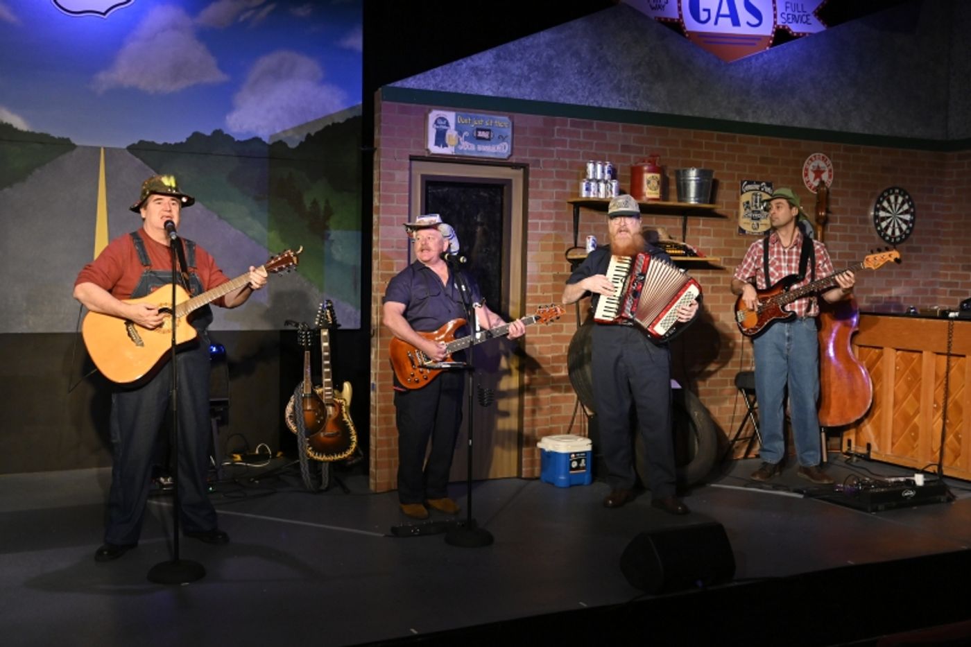 Review: PUMP BOYS AND DINETTES at The Winter Park Playhouse  Image