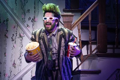  Alex Brightman Photo