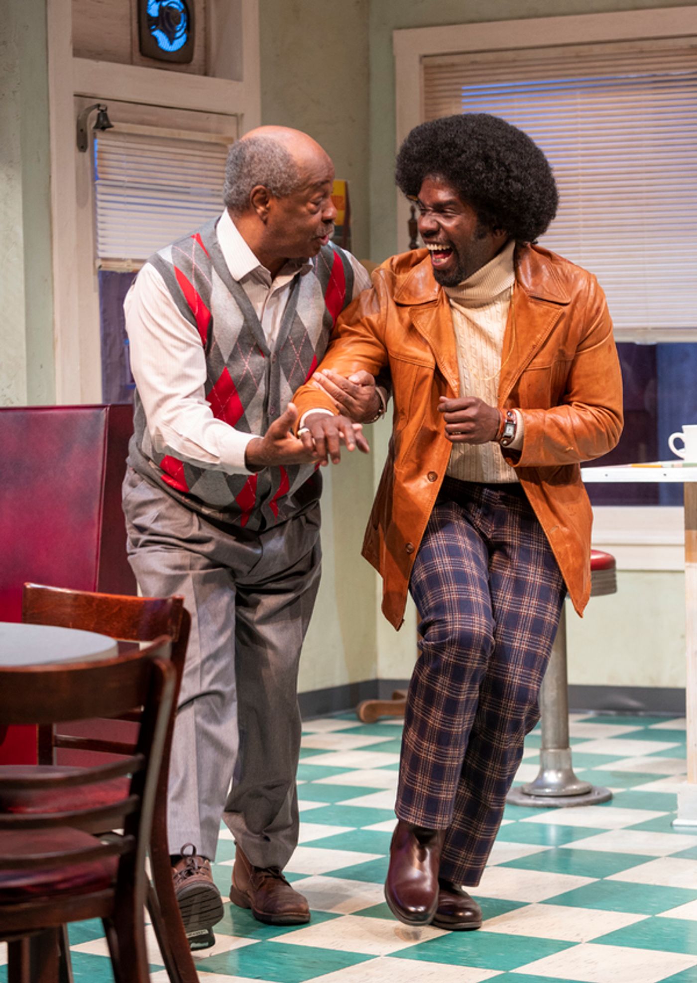 Photos/Video: First Look at TWO TRAINS RUNNING at the Court Theatre  Image