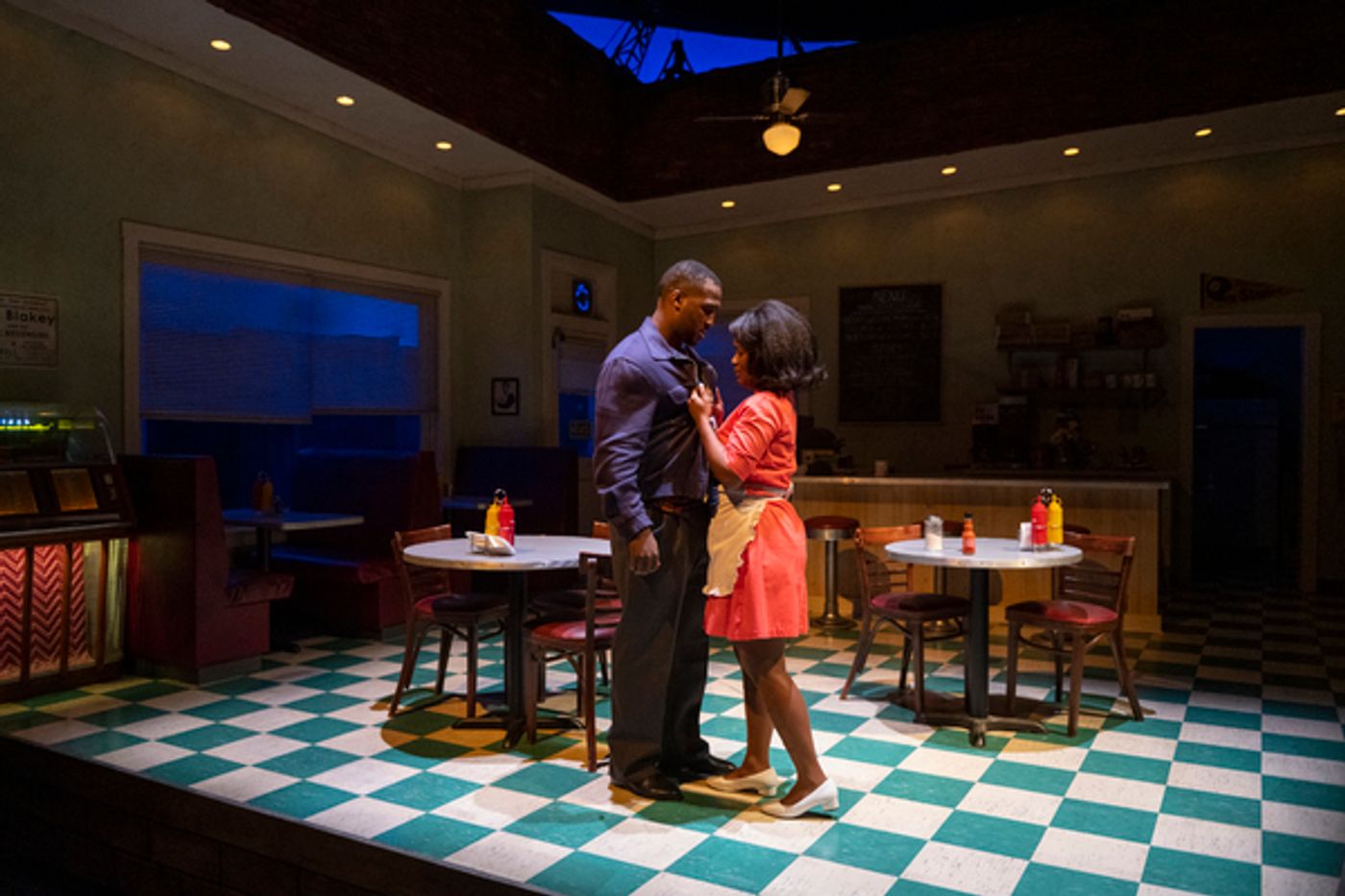 Photos/Video: First Look at TWO TRAINS RUNNING at the Court Theatre  Image