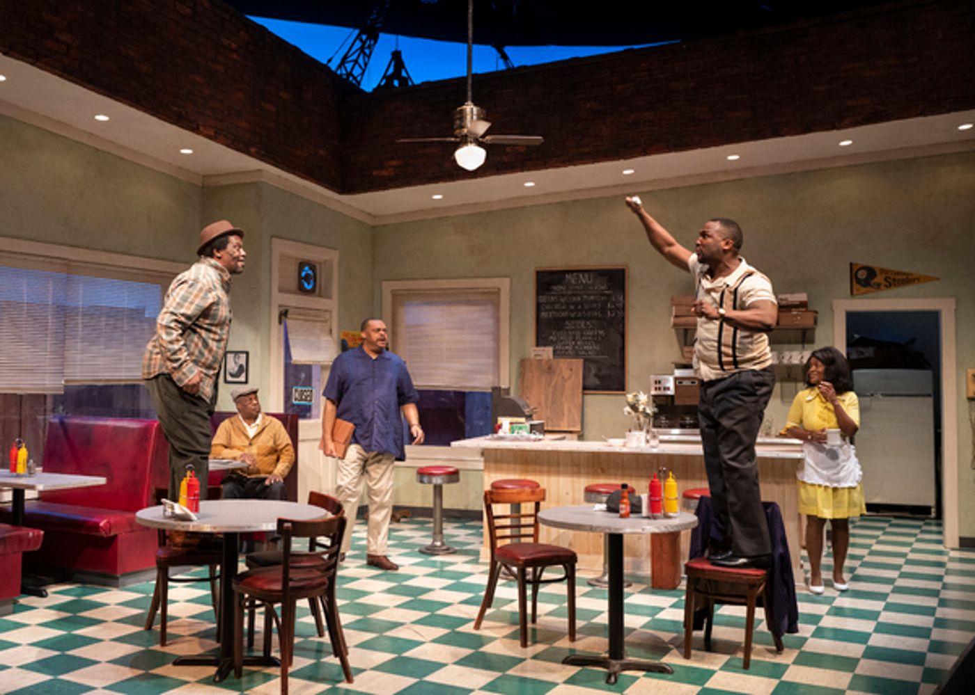 Photos/Video: First Look at TWO TRAINS RUNNING at the Court Theatre  Image