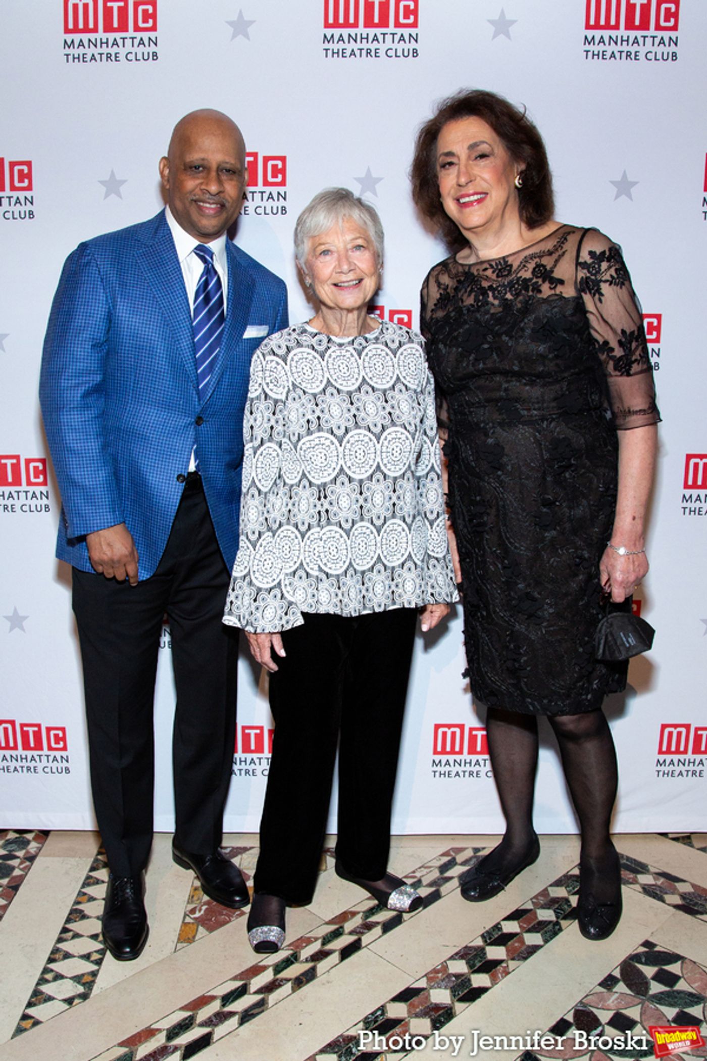 Photos: On the Red Carpet at the Manhattan Theatre Club Spring Gala  Image