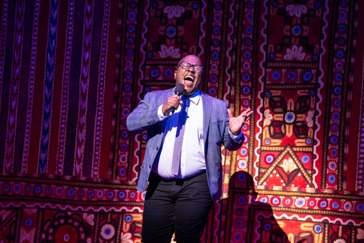 Photos: Bernadette Peters, Michael R, Jackson, Matt Doyle and More Hit the Stage for BROADWAY BACKWARDS 2022  Image