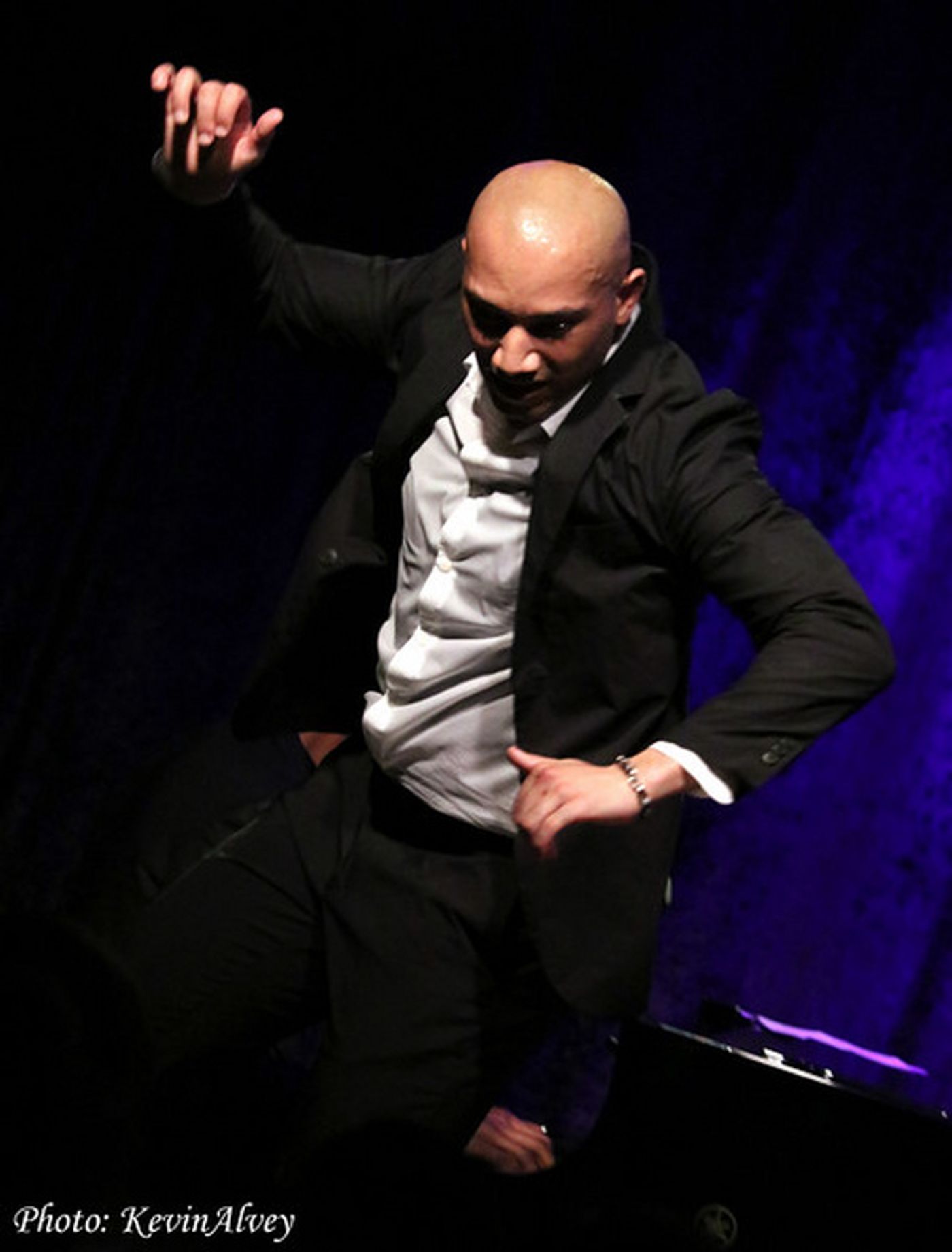 Photos: Dancer/Singer John Manzari Brings THE FIRST SET To Birdland Theater  Image