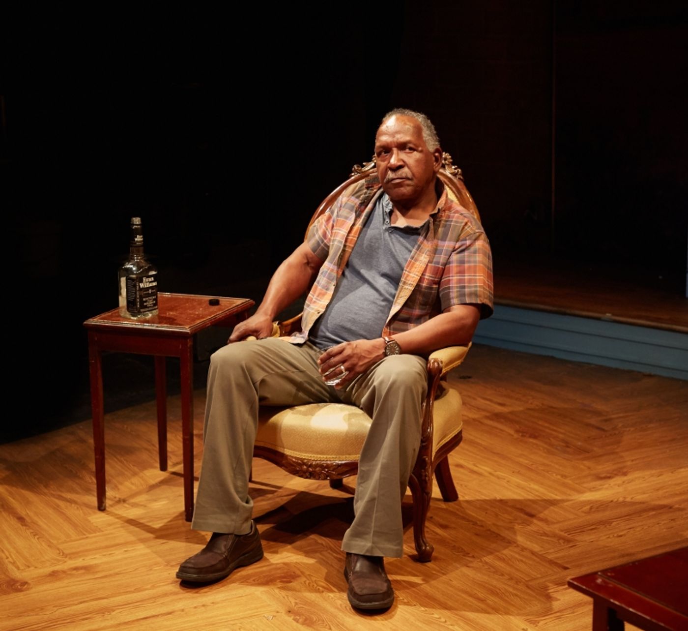 Review: 4th Wall Theatre Company Dazzles Again with BETWEEN RIVERSIDE AND CRAZY  Image