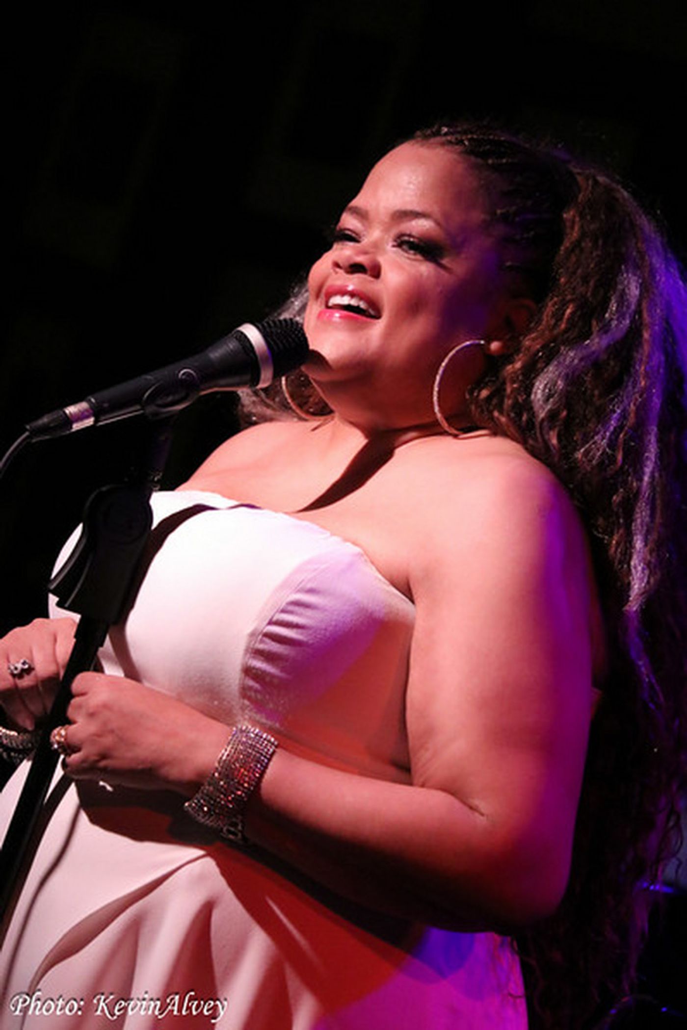 Photos: Natalie Douglas Returns To Birdland With I JUST MIGHT  Image