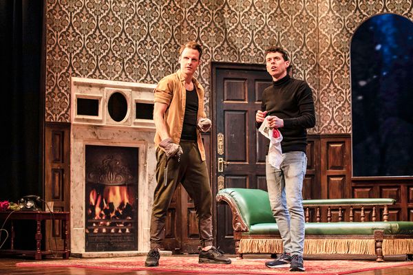 Photos: In Rehearsal With the Original Cast of THE PLAY THAT GOES WRONG — photo 4 of 15