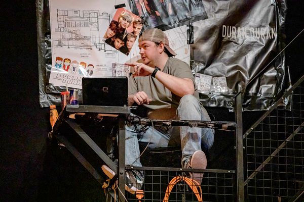 Photos: In Rehearsal With the Original Cast of THE PLAY THAT GOES WRONG — photo 15 of 15