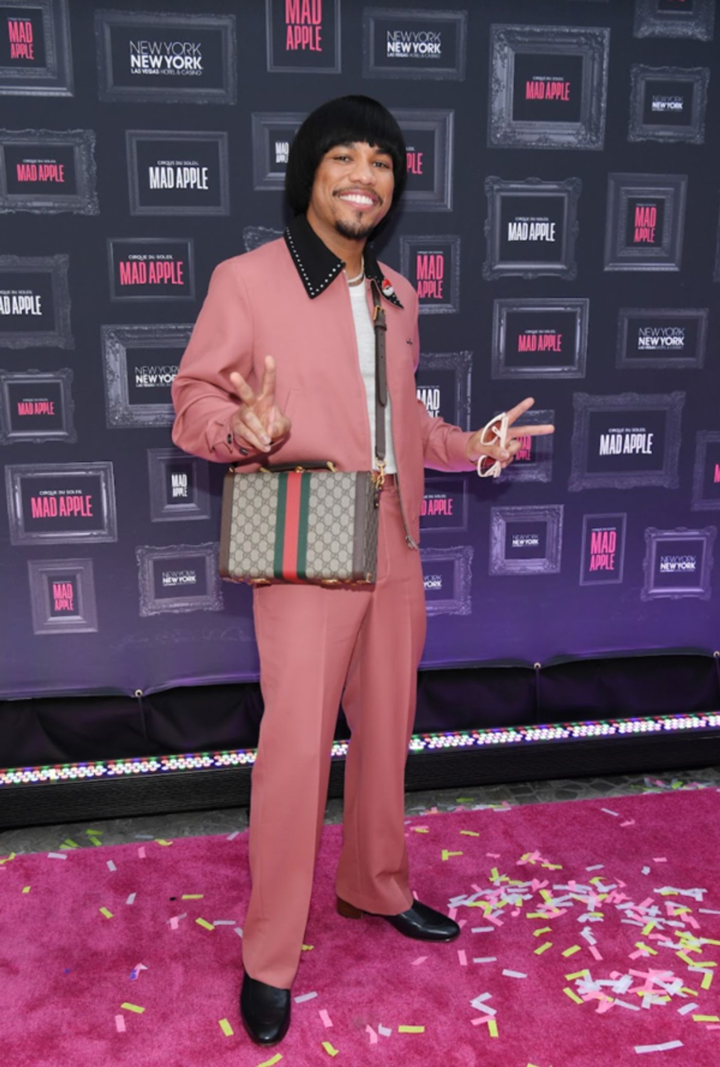 Photos: Inside Look at Premiere of Cirque du Soleil's MAD APPLE in Las Vegas Photos: Inside Look at Premiere of Cirque du Soleil's MAD APPLE in Las Vegas Image