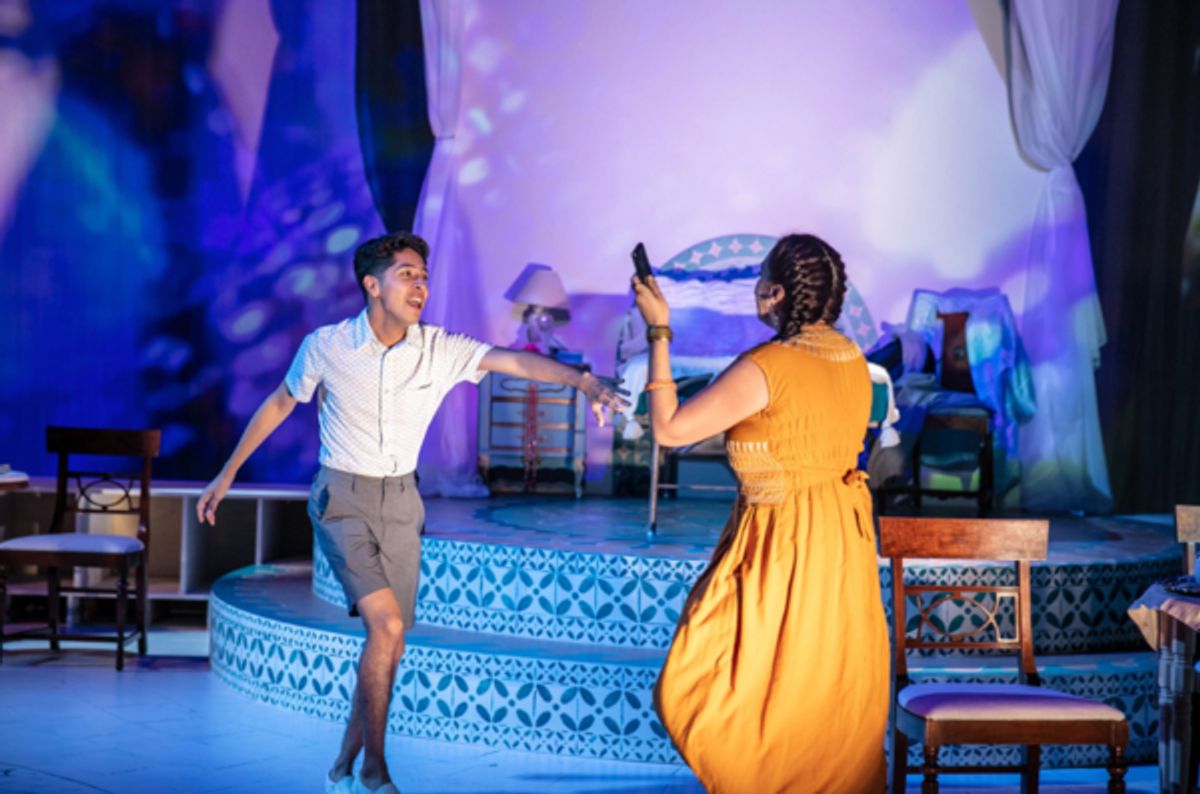 Saul Nieto and Esperanza America
Photo by Grettel Cortes Photography at 