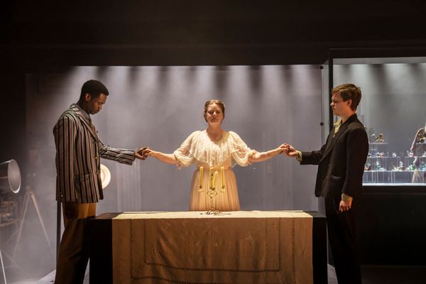 Victor Alli, Amy Adams, Tom Glynn-Carney Photo