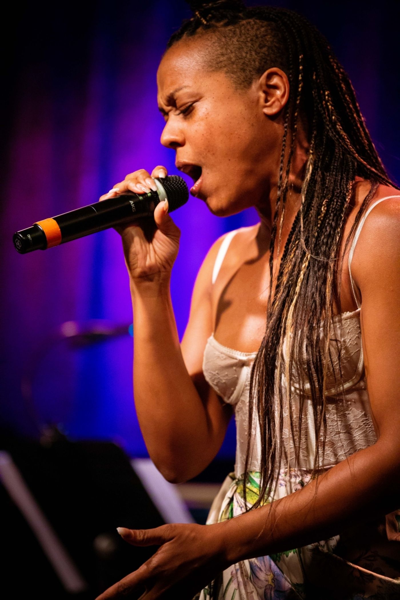 Photos: May 31st THE LINEUP WITH SUSIE MOSHER at Birdland Theater by Matt Baker Photos: May 31st THE LINEUP WITH SUSIE MOSHER at Birdland Theater by Matt Baker Image