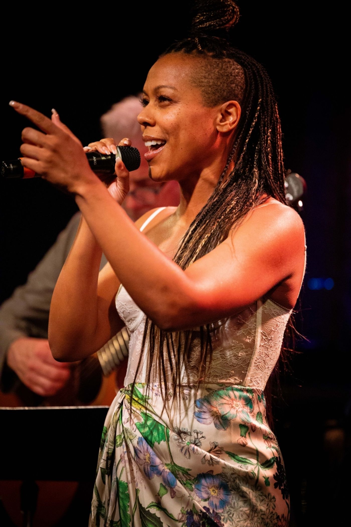 Photos: May 31st THE LINEUP WITH SUSIE MOSHER at Birdland Theater by Matt Baker Photos: May 31st THE LINEUP WITH SUSIE MOSHER at Birdland Theater by Matt Baker Image