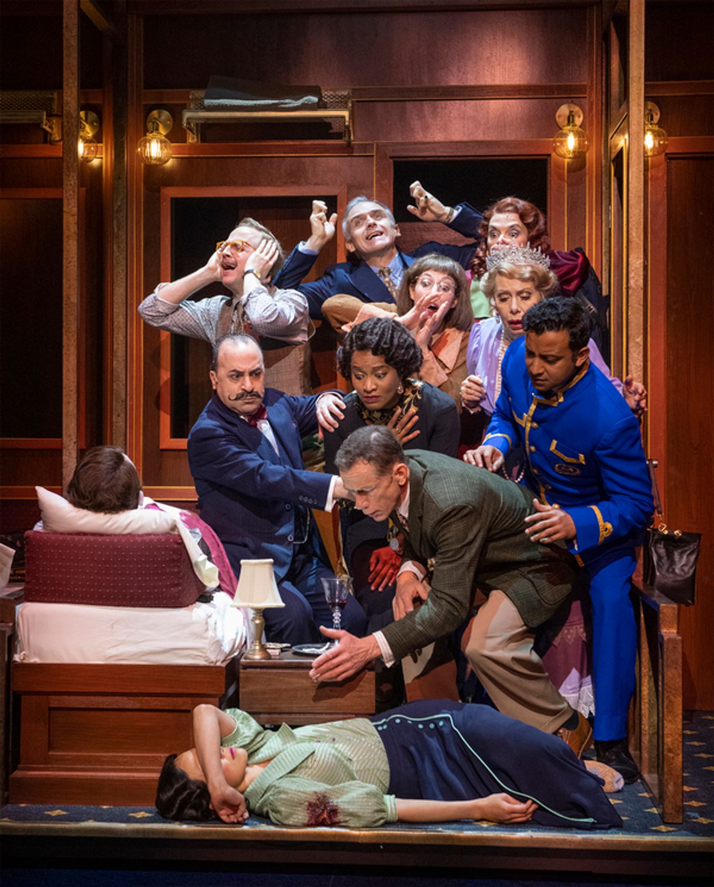 Photos: First Look at MURDER ON THE ORIENT EXPRESS at Milwaukee Repertory Theater  Image