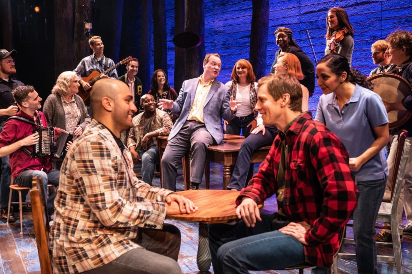 Review: COME FROM AWAY dazzles with sheer exuberance, leading to a surprisingly moving conclusion.  Image