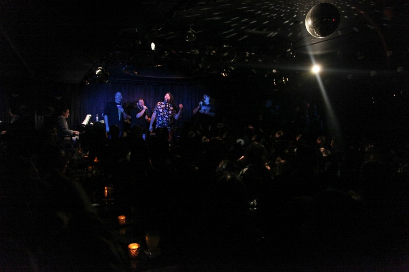 Review: Sold-Out Don't Tell Mama Crowd (Hearts) MAMA'S BOYS (HEART) THE EIGHTIES Review: Sold-Out Don't Tell Mama Crowd (Hearts) MAMA'S BOYS (HEART) THE EIGHTIES Image