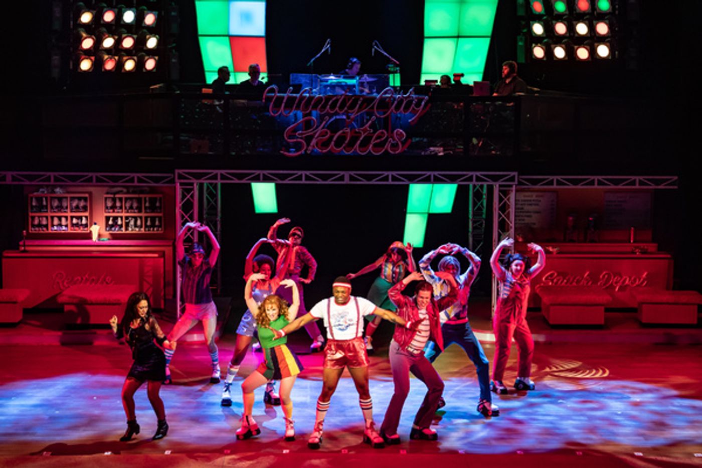 Photos/Video: First Look at SKATES at The Studebaker Theater  Image