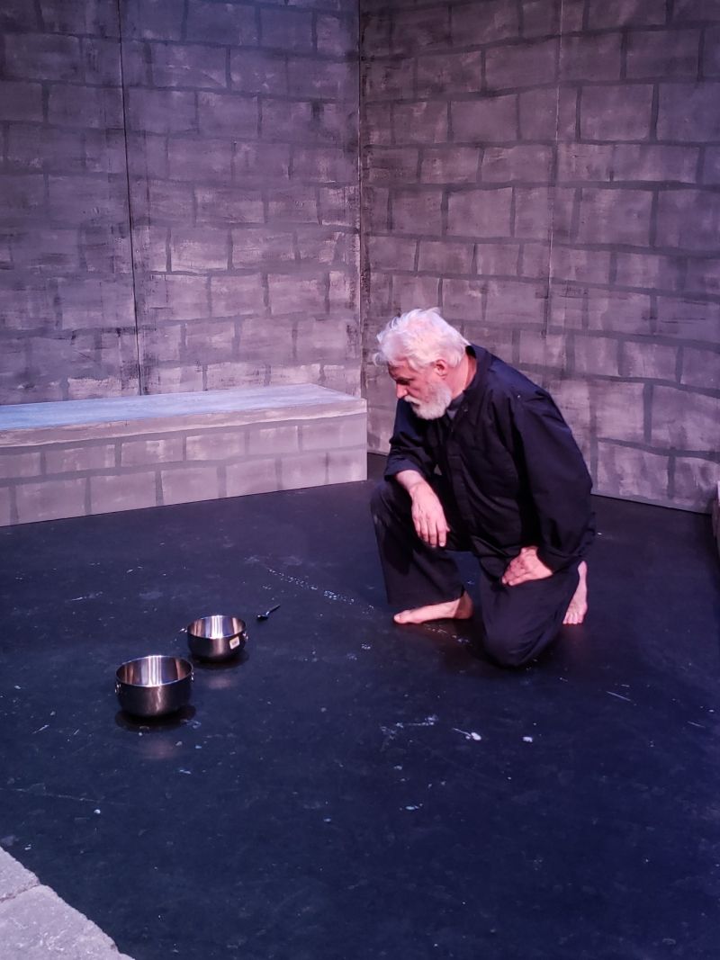 Wallace (Austin Berger) making calculations.