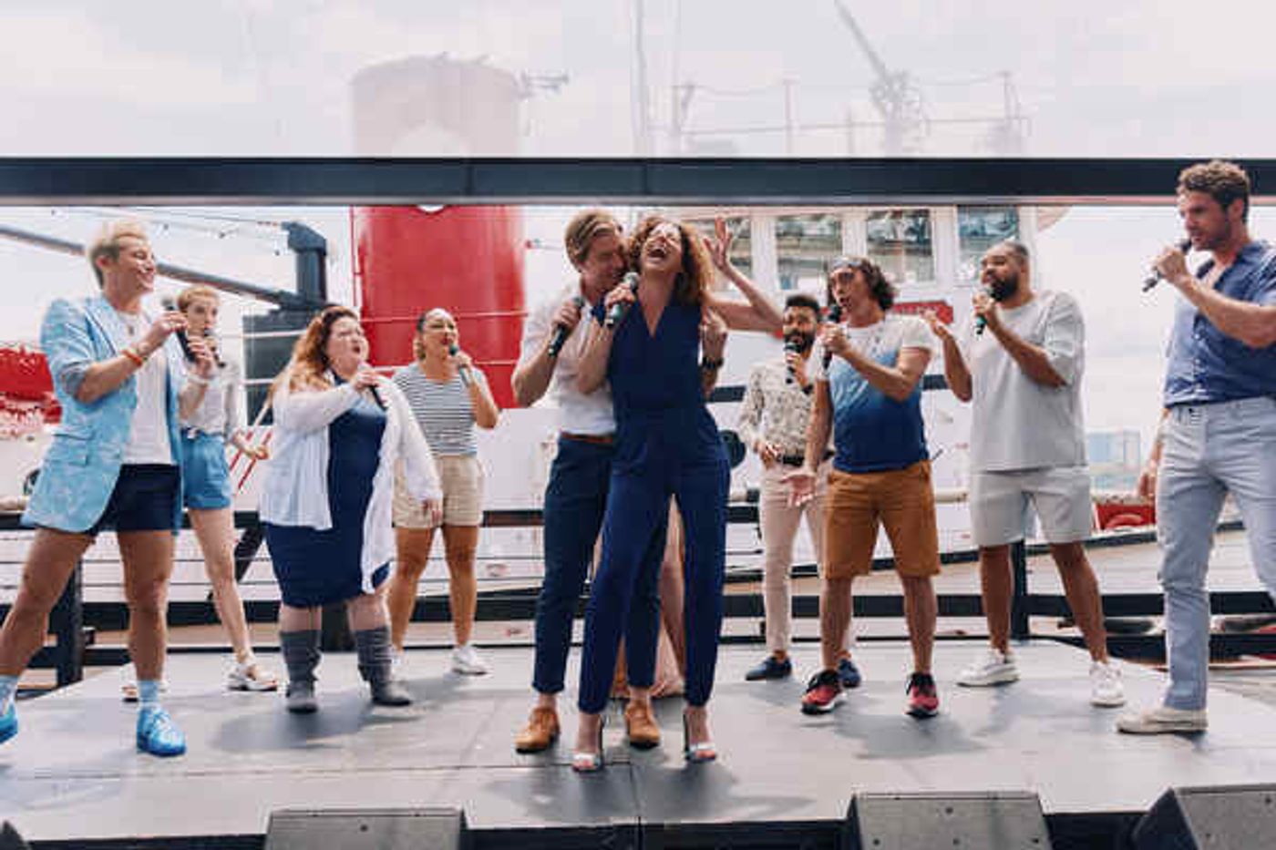 Photos: The Company of TITANIQUE Meets the Press  Image