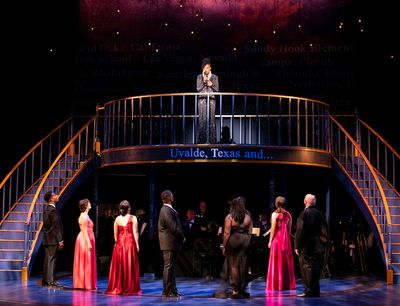 A moment of reflection on the lives lost to gun violence at the Ford’s Theatre Annu Photo