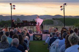 Lea Michele @ BroadwayWorld Lea Michele Photo