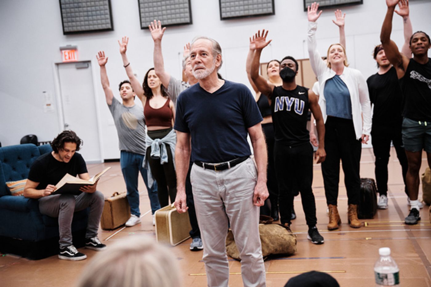 Photos: In Rehearsal For the Pre-Broadway Run of A BEAUTIFUL NOISE, THE NEIL DIAMOND MUSICAL  Image