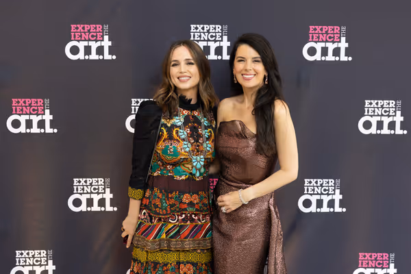 Eliza Dushku Palandjian and Gala Honoree Linda Henry Photo